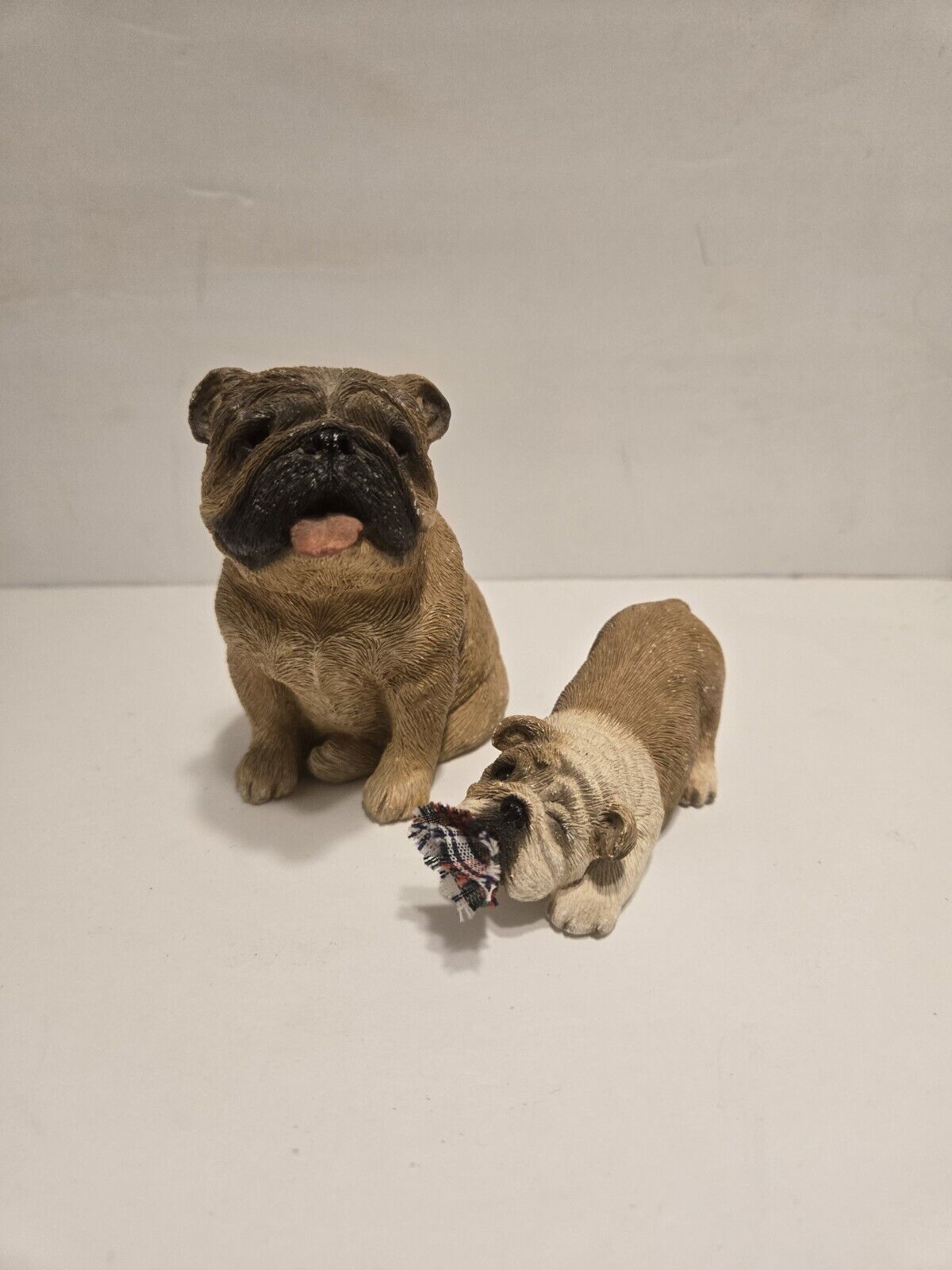 Set Of Two Sandicast Vintage Retired Bulldogs Adult & Puppy 3  1/2\