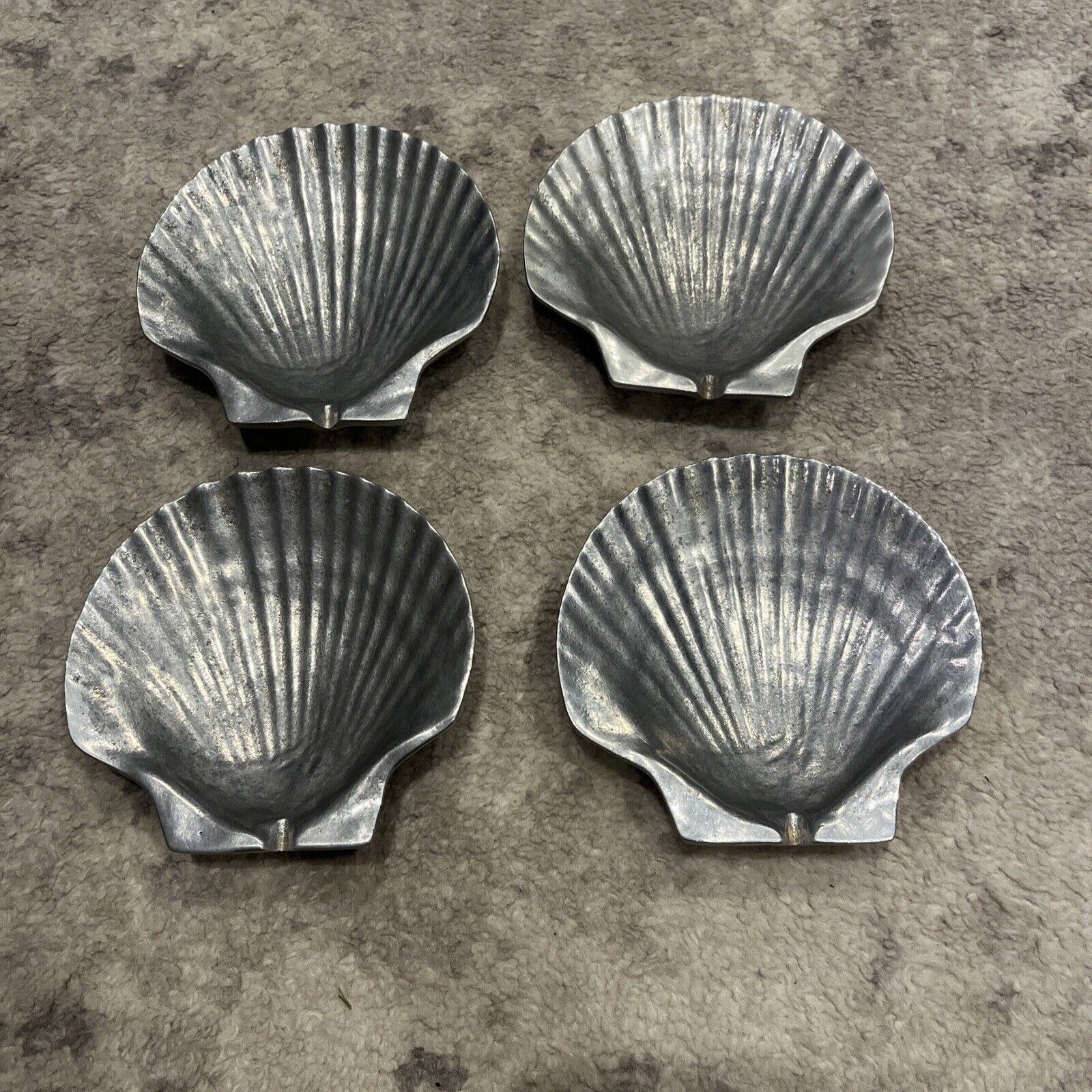 1960’s Vintage Wilton Pewter Seashell Tinker Dishes Saucers Set Of 4 Silver