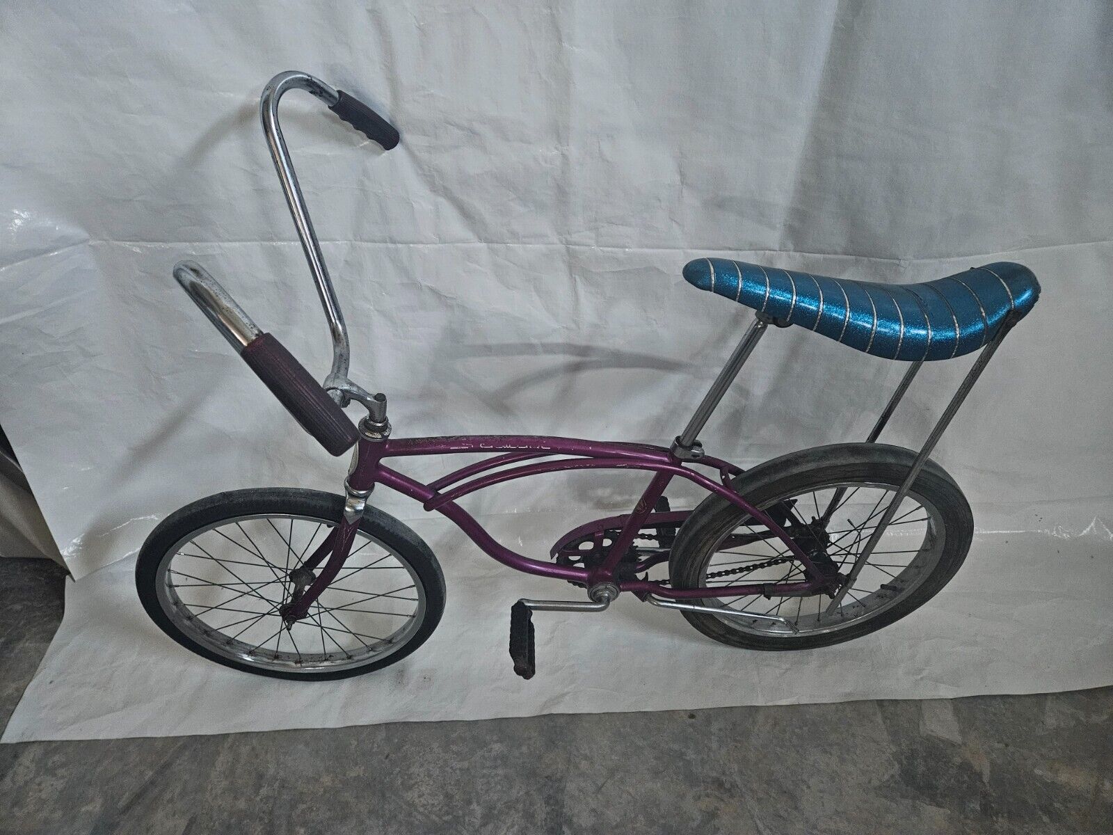 1966 schwinn stingray bicycle