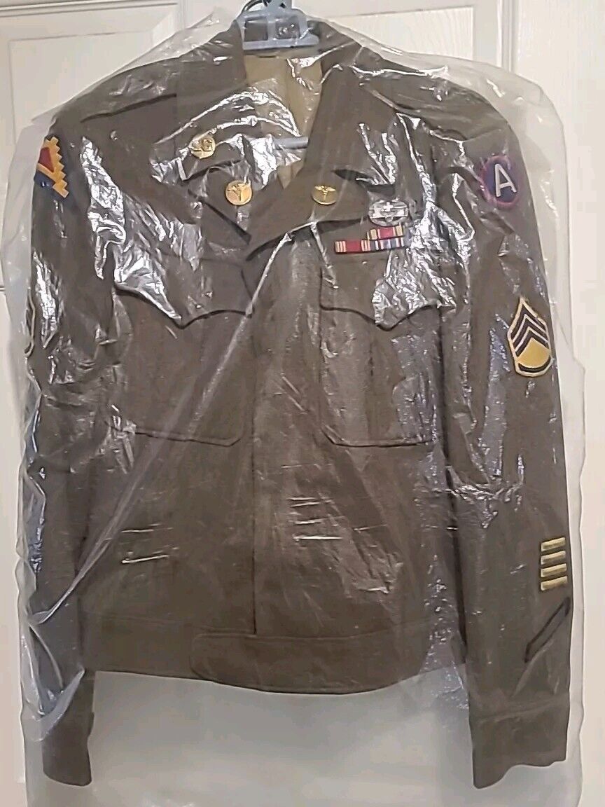 KOREAN WAR STAFF SGT. IKE JACKET, ARMY,I Don't Know What Patches/pins Meanings