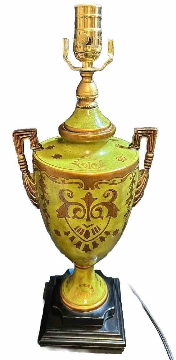 BRADBURN GALLERY French Regency Brass Porcelain Table Lamp Light. EUC