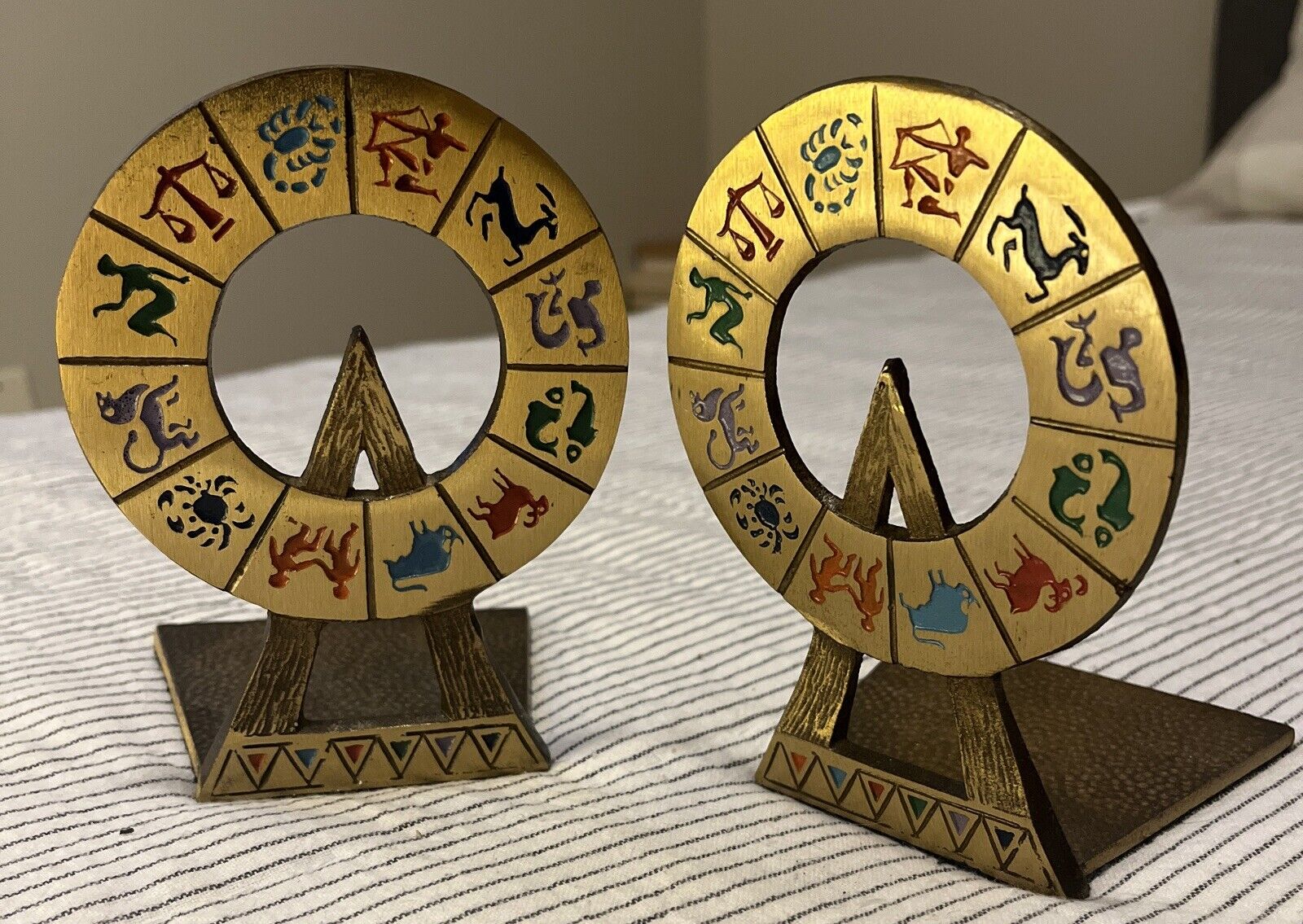 Vintage Dayagi Brass Book Ends Made In Israel Judaica Zodiac Pyramid Display