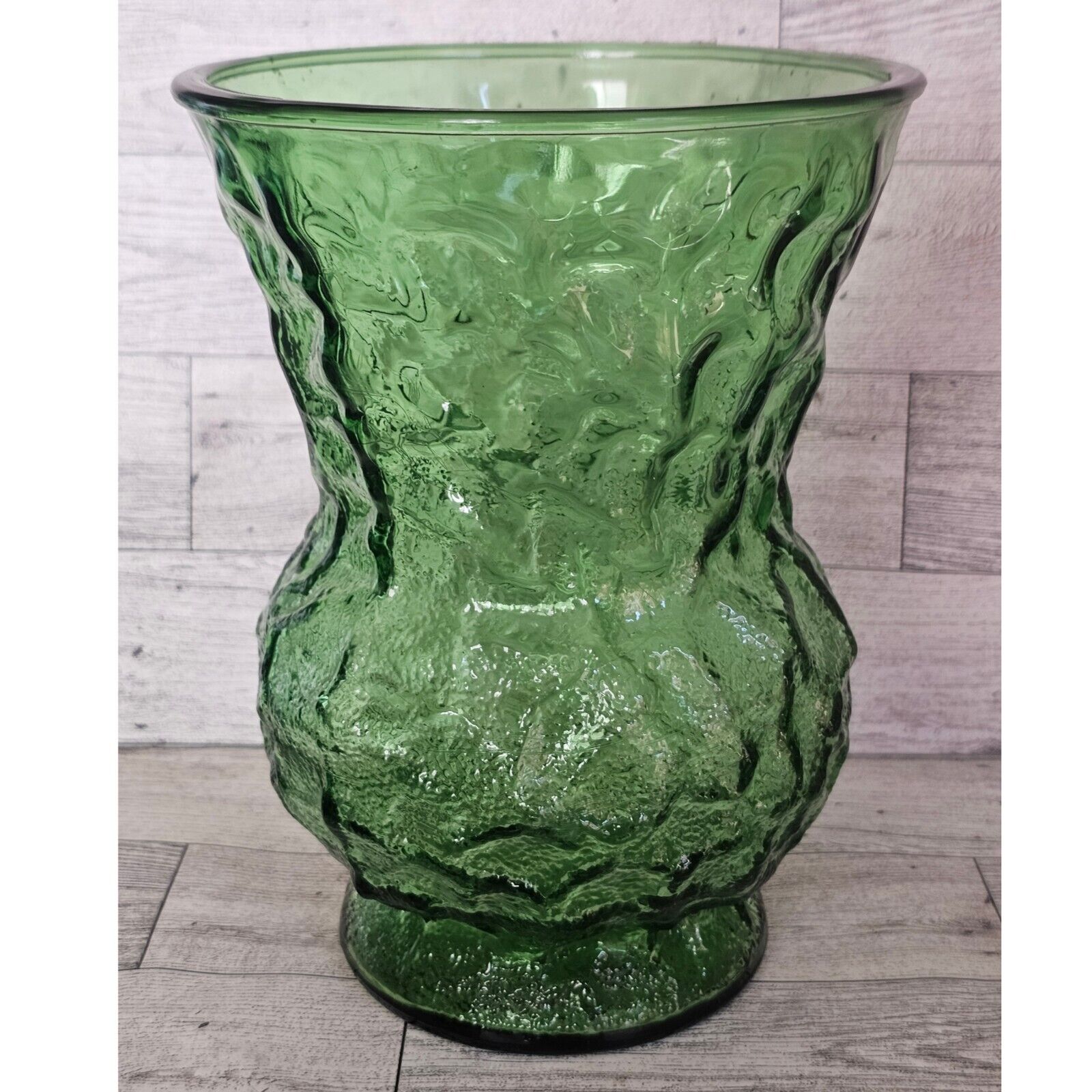 Vintage Mid- Century E.O. BRODY Crinkle Avocado Green Glass Flower Vase VINTAGE