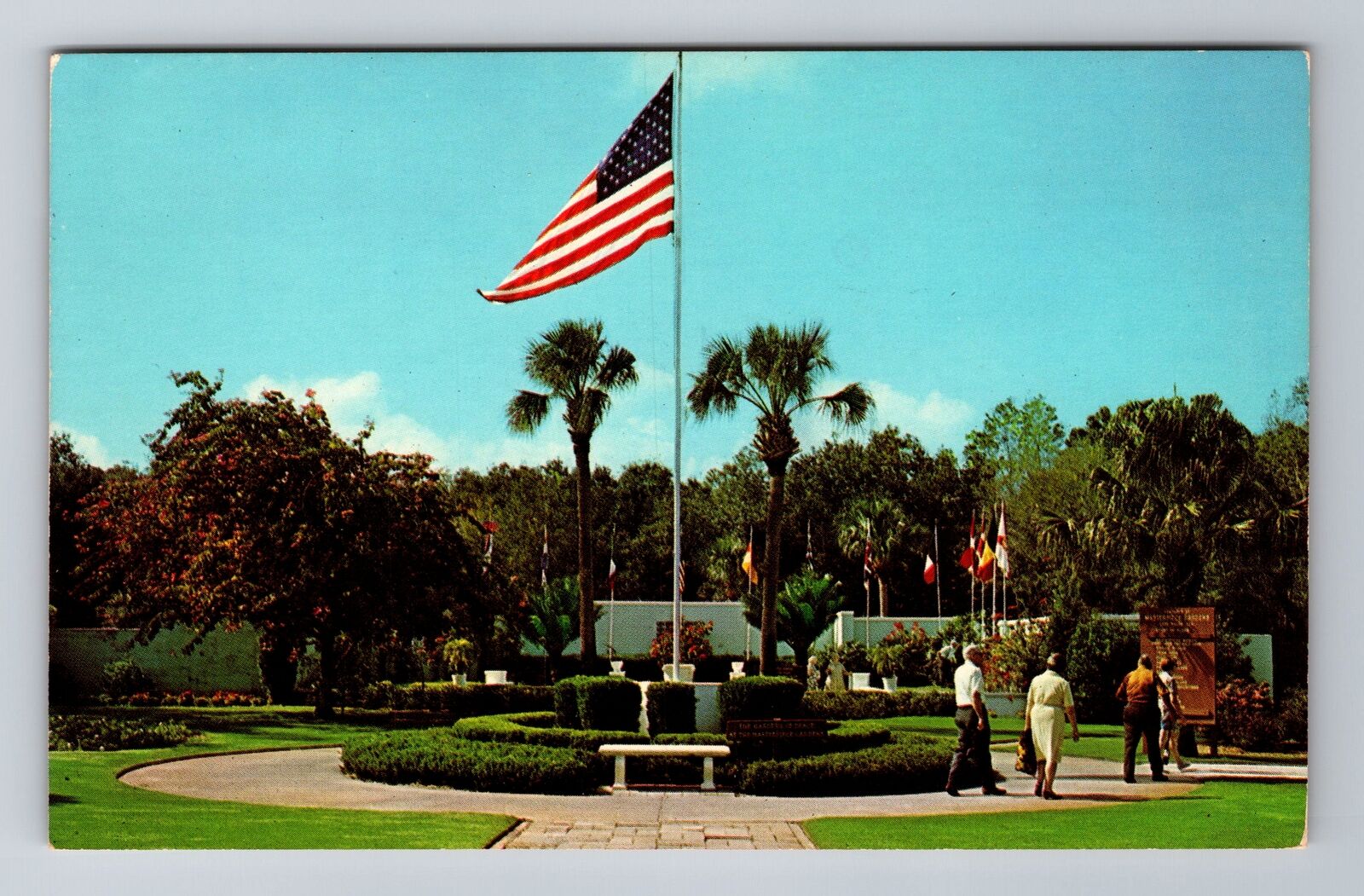 Lake Wales FL- Florida, Masterpiece Gardens, Antique, Vintage Souvenir Postcard