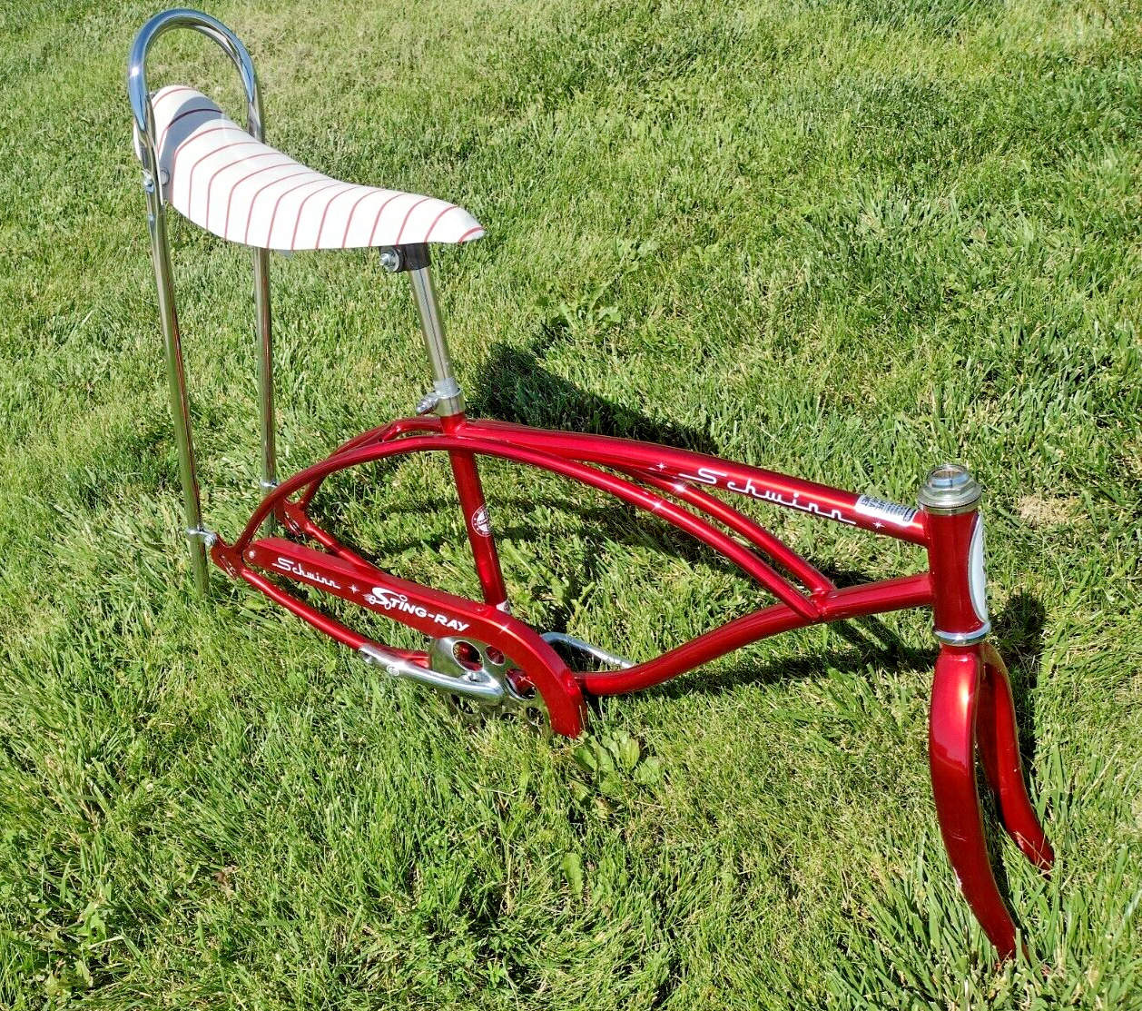 RUBY RED dealer Schwinn Stingray 2020 125th Anniversary with seat and sissy bar