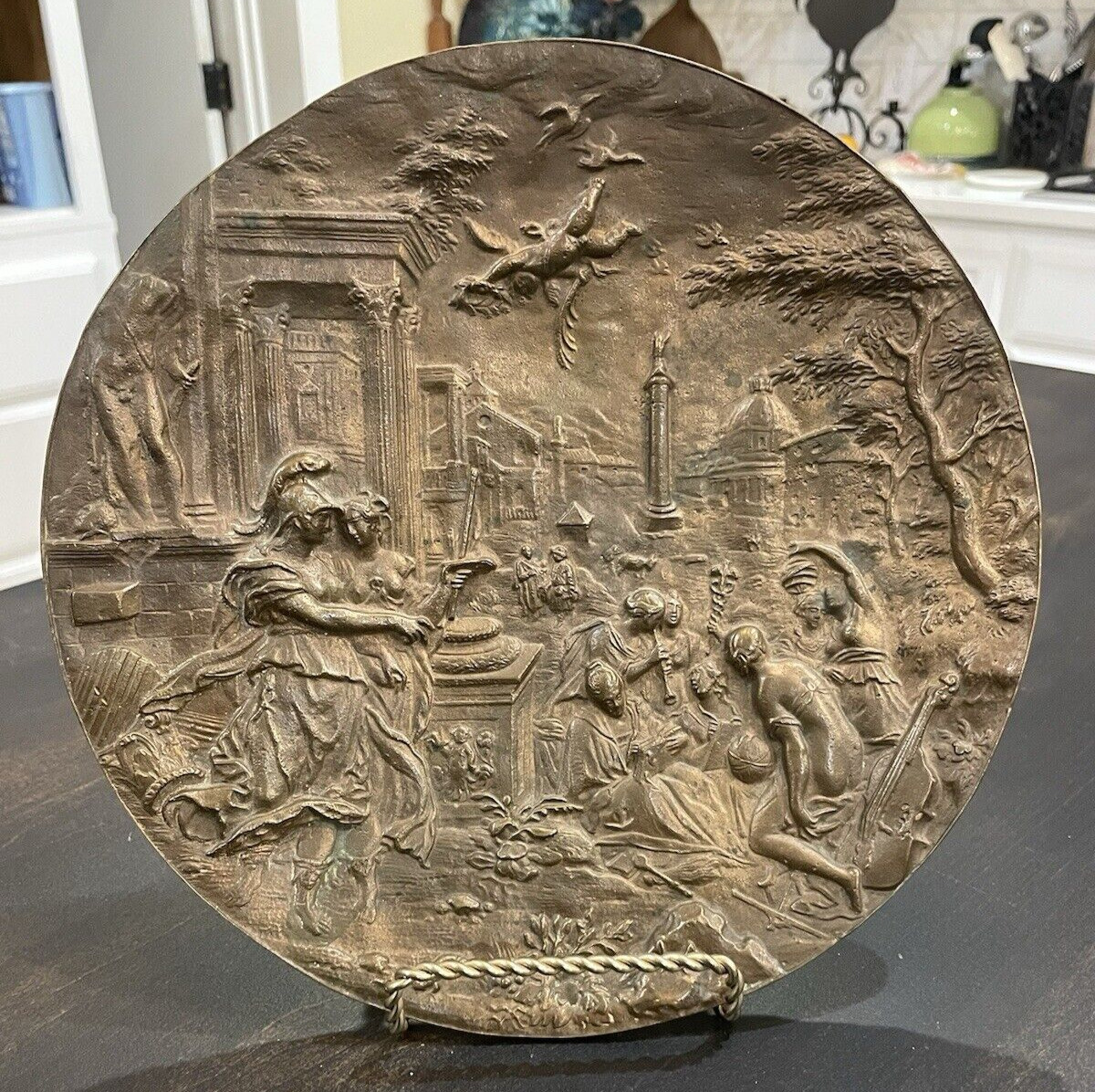 Antique Continental Bronze Relief Charger Plate Romantic Scenes Cherubs B92