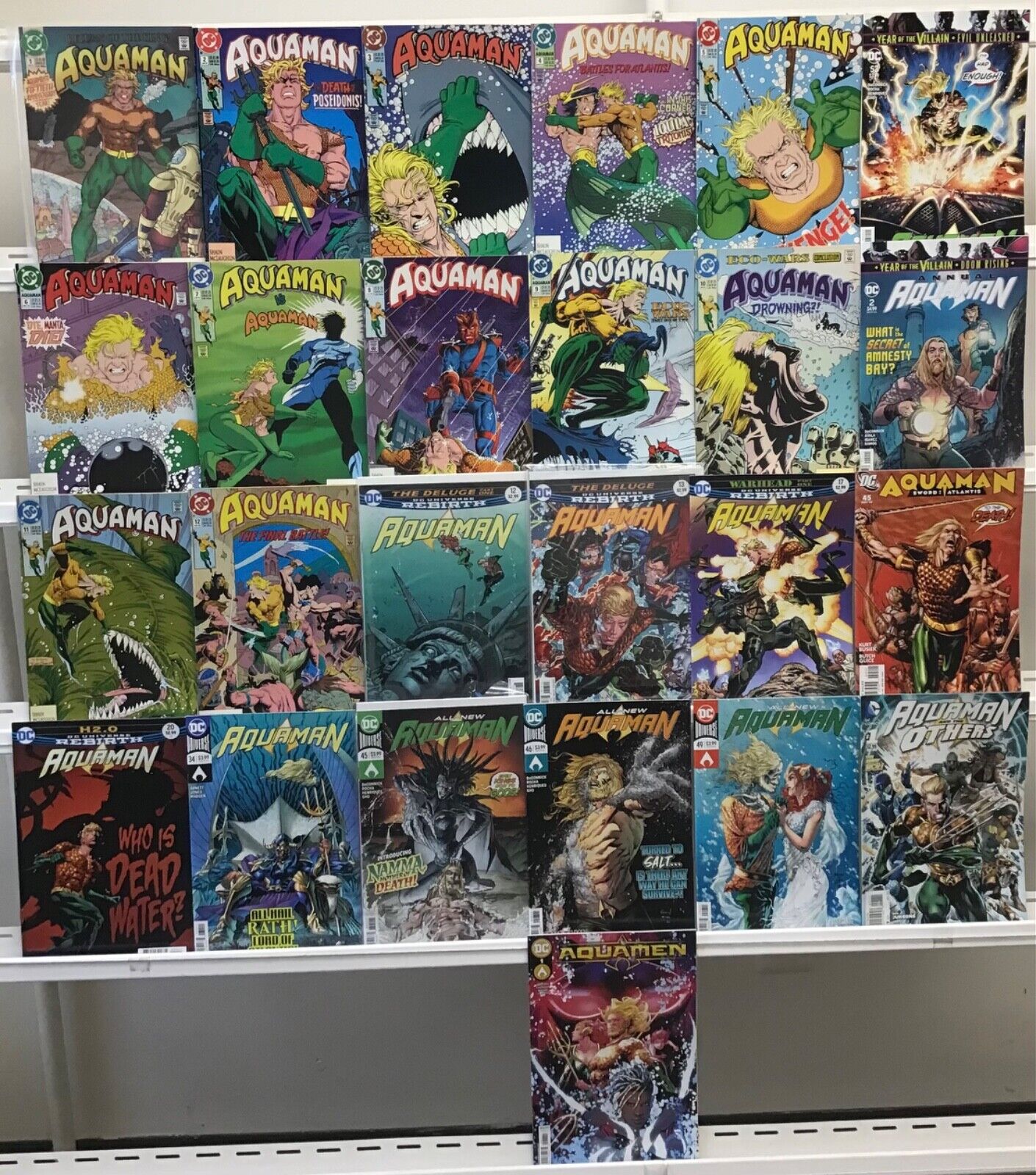 DC Comics Aquaman Comic Book Lot of 31