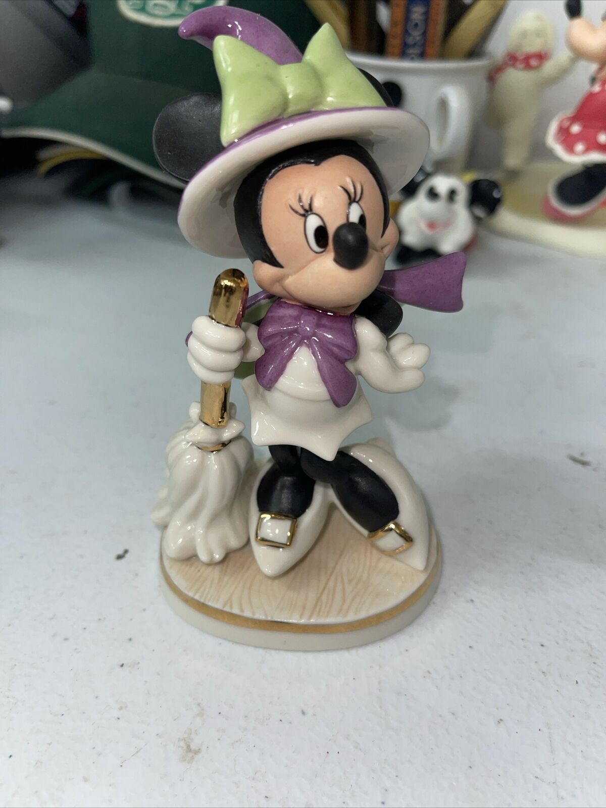 RARE Lenox Disney Mickey And Friends Bewitching Minnie Figurine 64 Of 1500