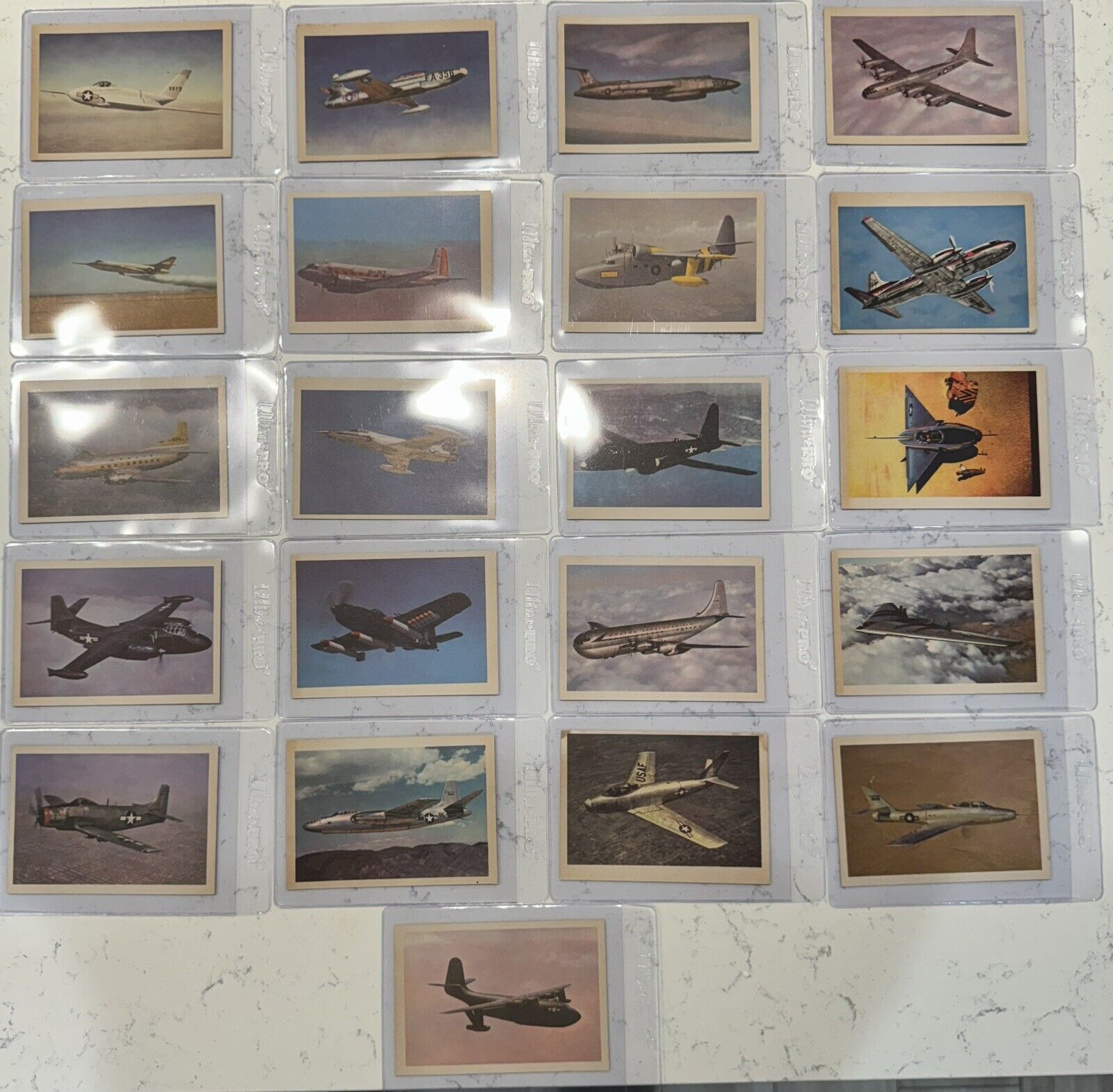 Lot Of 21 —- 1957 Oak Manufacturing Vintage Trading Cards Military Airplanes ✈️