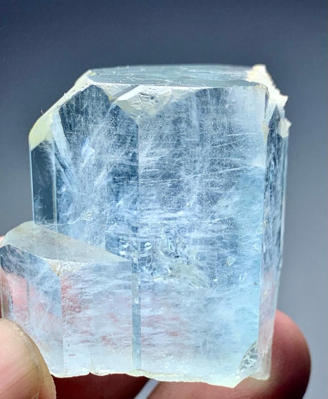 343 Carat beautiful terminated aquamarine crystal from Pakistan