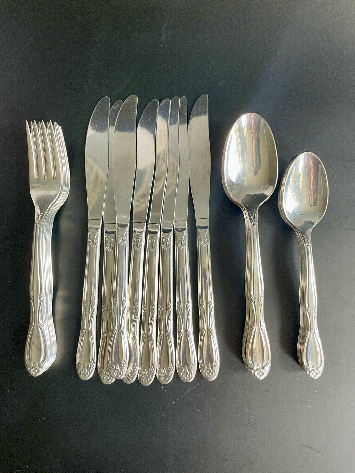 Americana AMP2 MCM 31 Pc Flatware Stainless Steel Service For 8 Minus 1 Fork