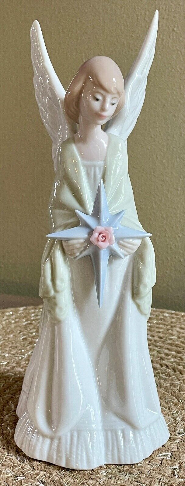 Lladro STAR OF THE HEAVENS 6792 Porcelain Figurine Angel Tree Topper