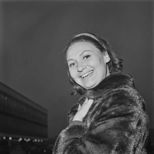 English operatic soprano Adele Leigh , UK, December 1964 OLD PHOTO