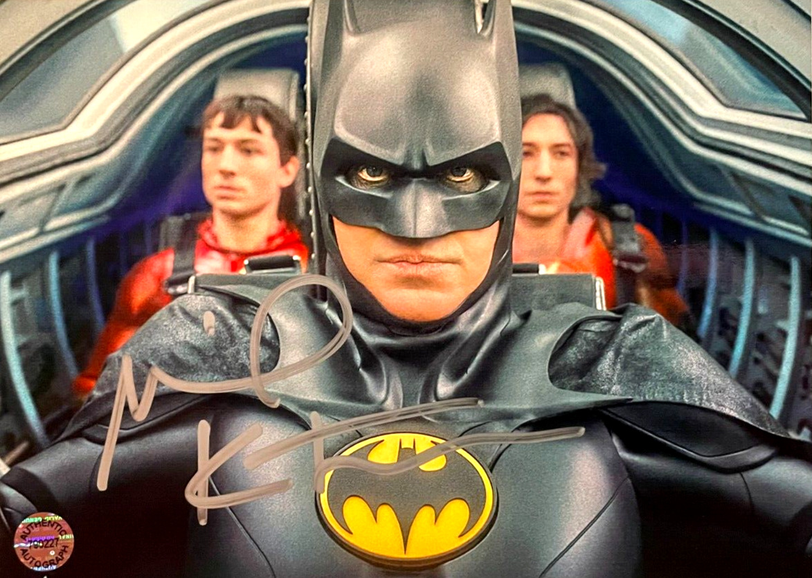 Michael Keaton (BATMAN / FLASH) Hand Signed 7x5