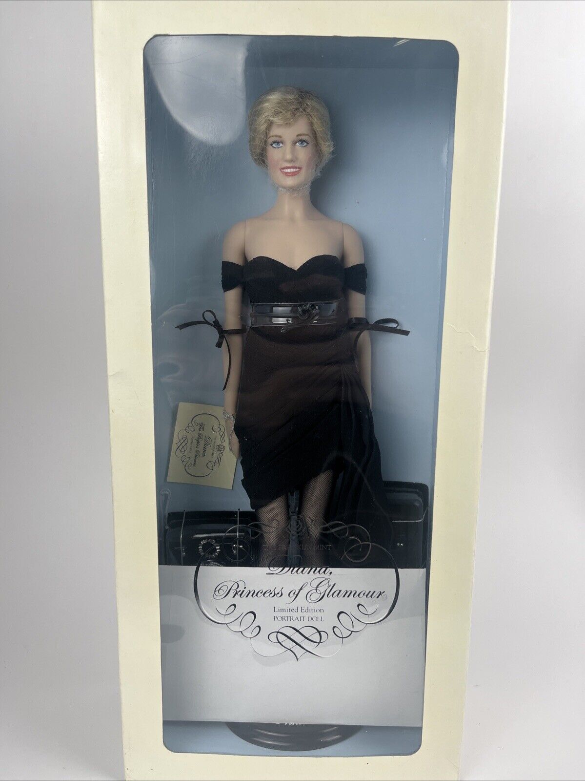 Franklin Mint Diana, Princess of Glamour Limited Edition Portrait Doll w COA NIB
