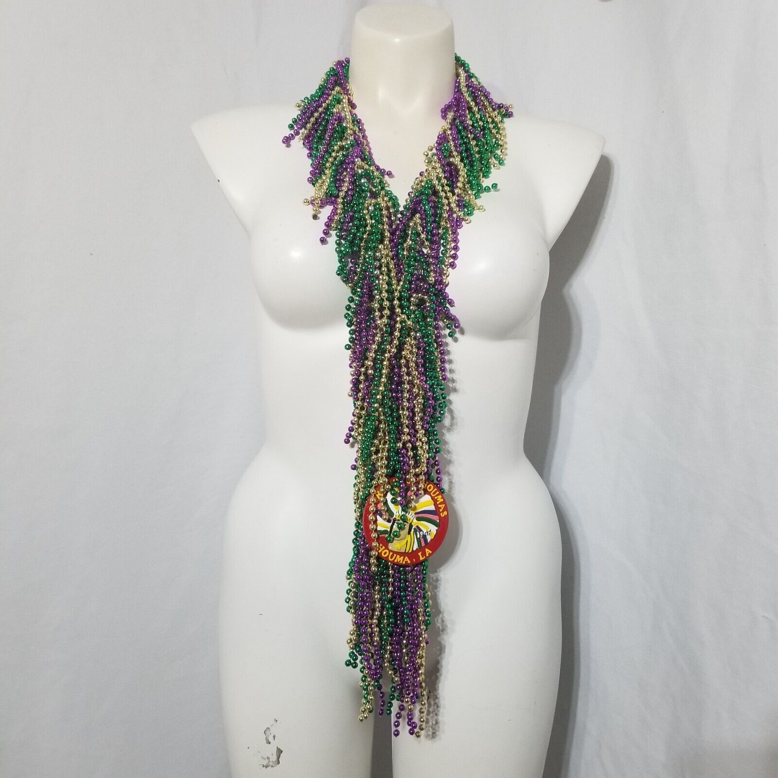 Krewe Of Houma 1946 Theme Mardi Gras Carnival Bead Boa Feathery Looking Necklace
