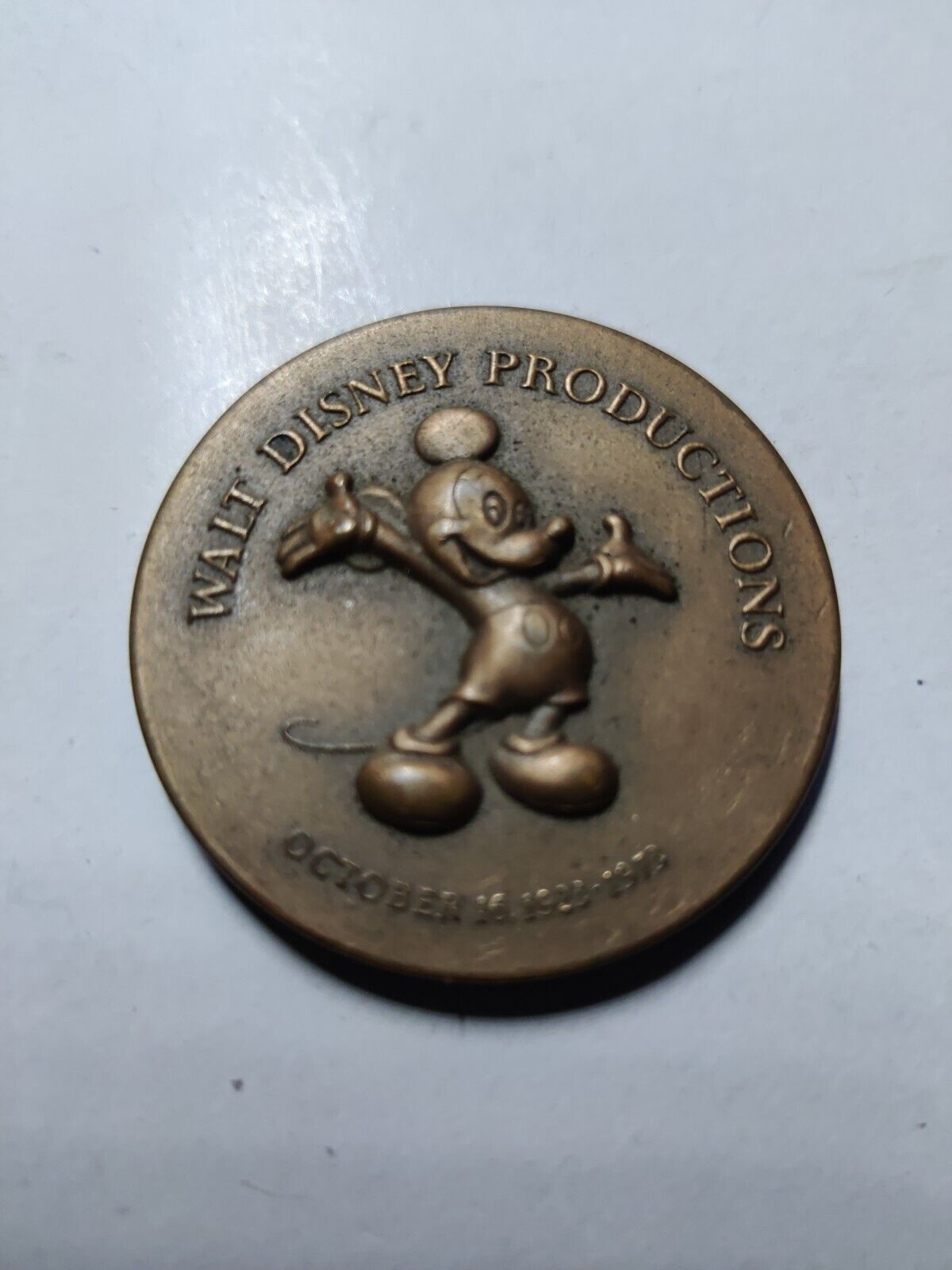 1973 WALT DISNEY PRODUCTIONS 50TH ANNIVERSARY BRONZE COIN MICKEY MOUSE MEDALLION