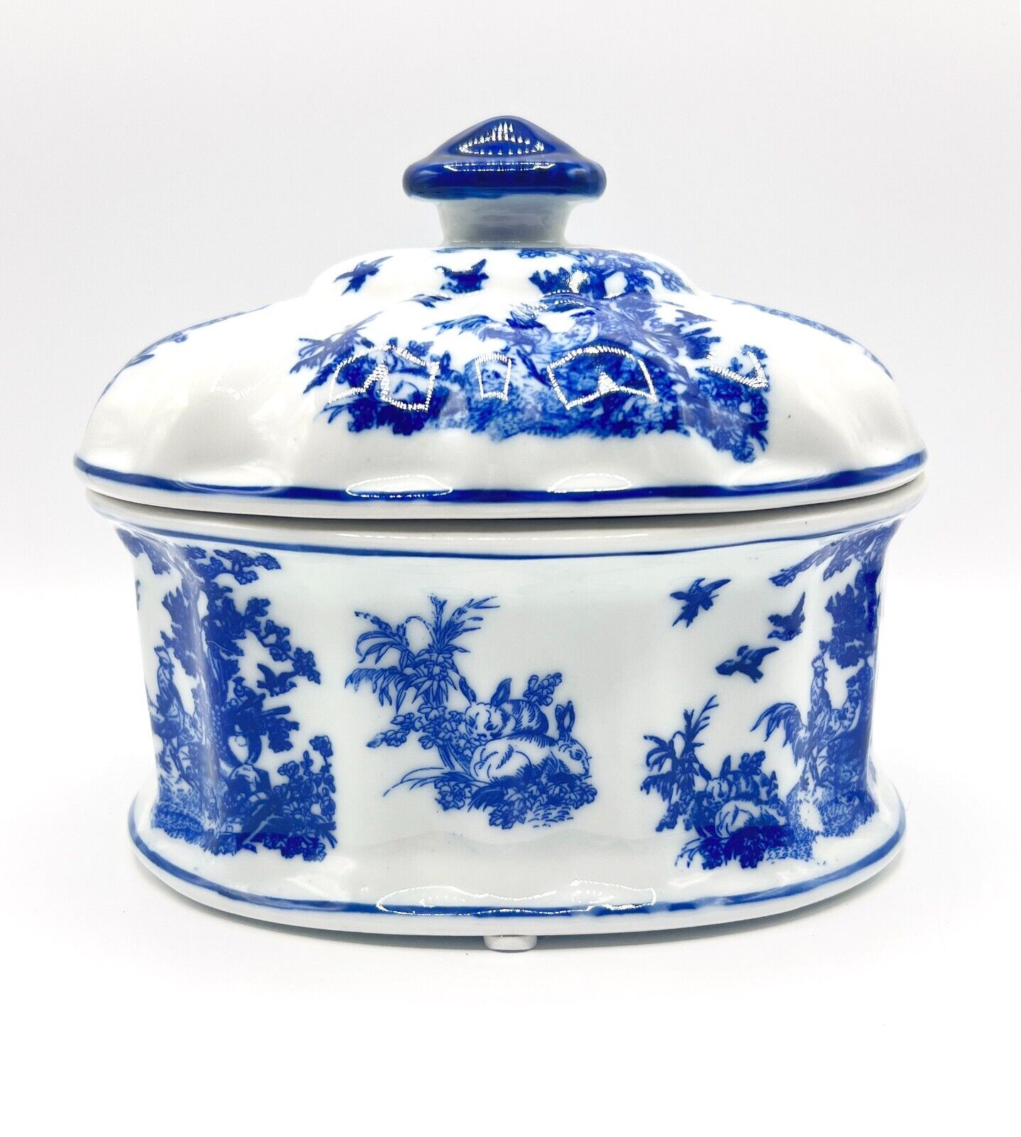 Vintage 1950s De Chang Tao Ci Blue & White Rooster Porcelain Small Lidded Tureen