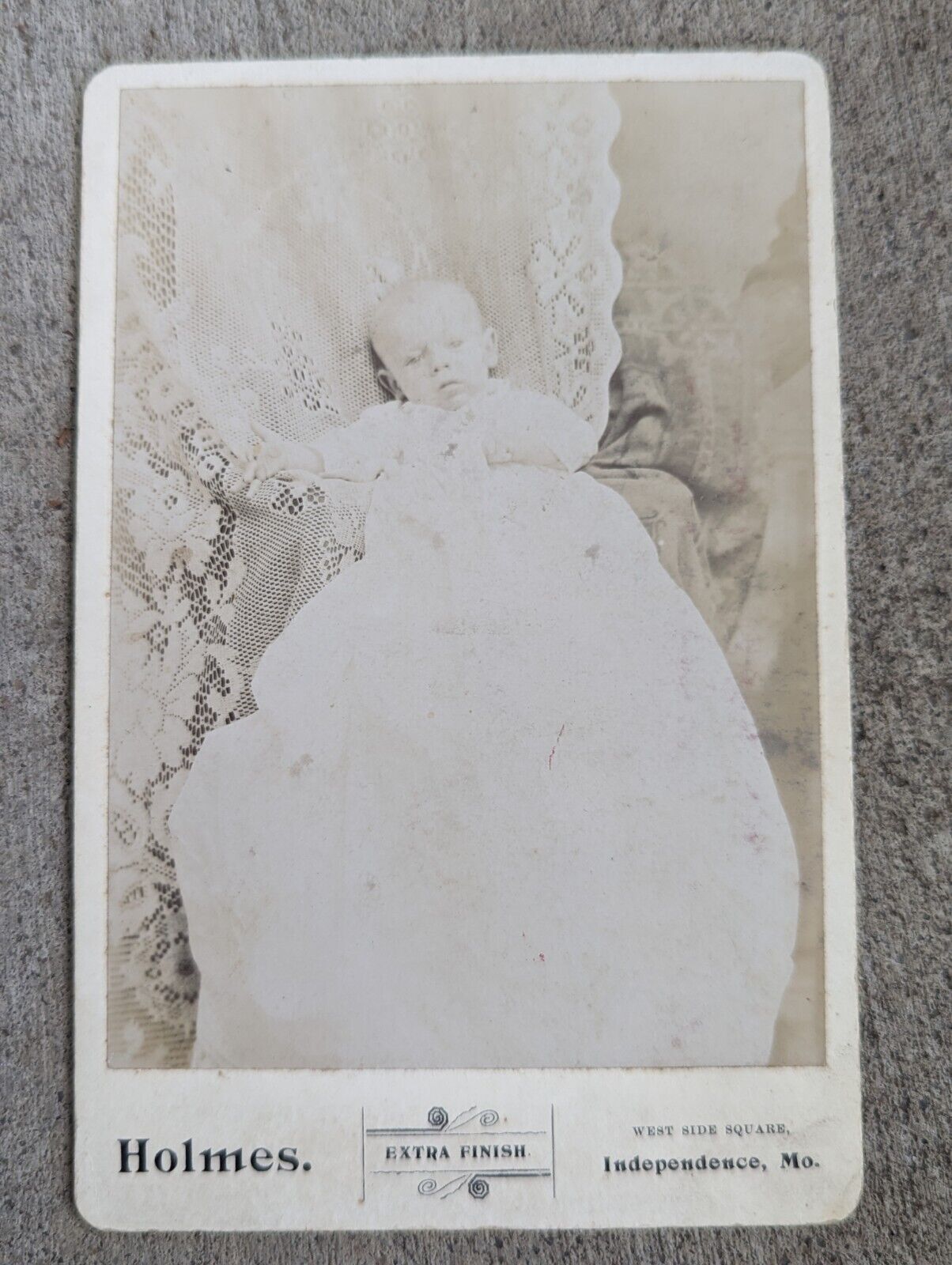 Antique Vintage - Post Mortem - Dead Baby -  Hand Deformity? Cabinet Card Photo