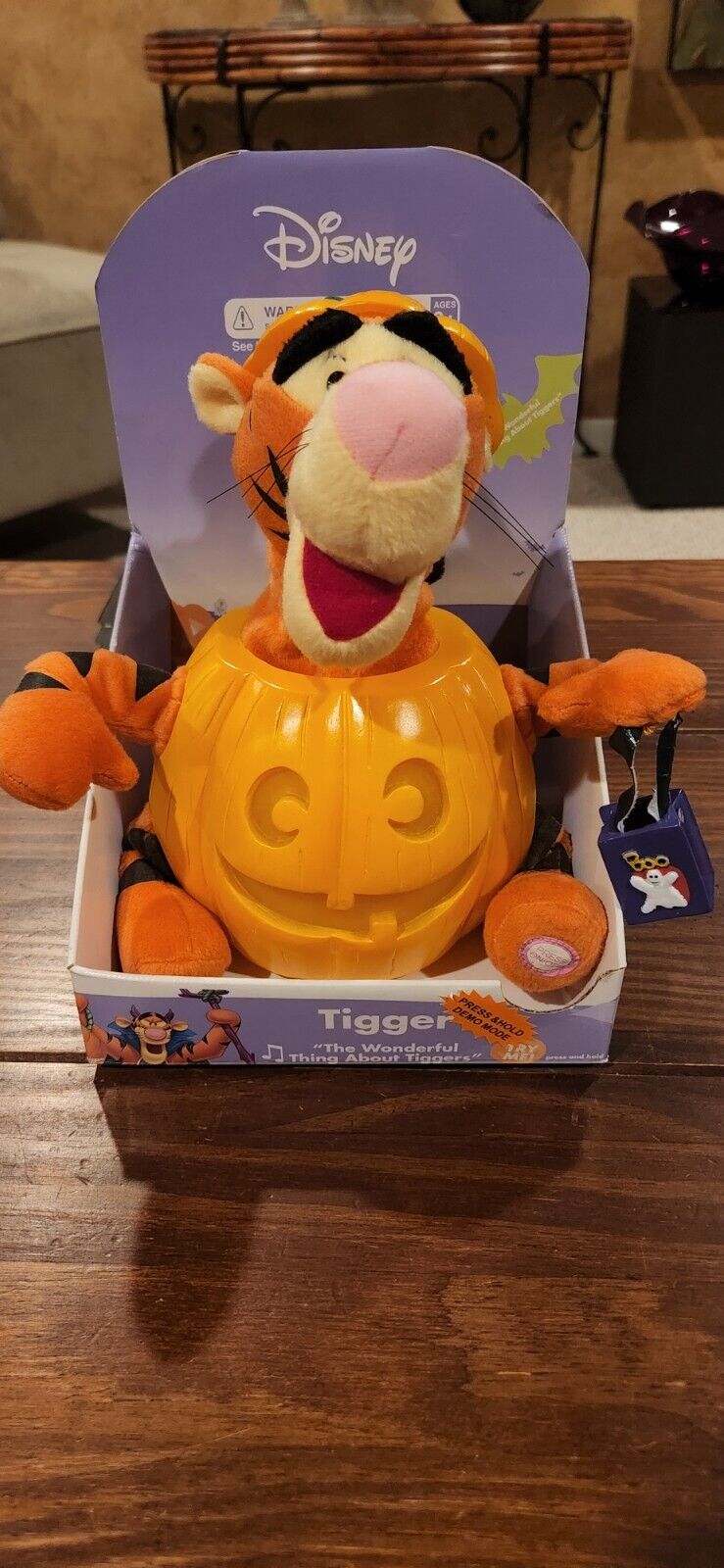 Disney’s Gemmy Tigger in a Halloween Pumpkin Sings Moves 9in TESTED See Video