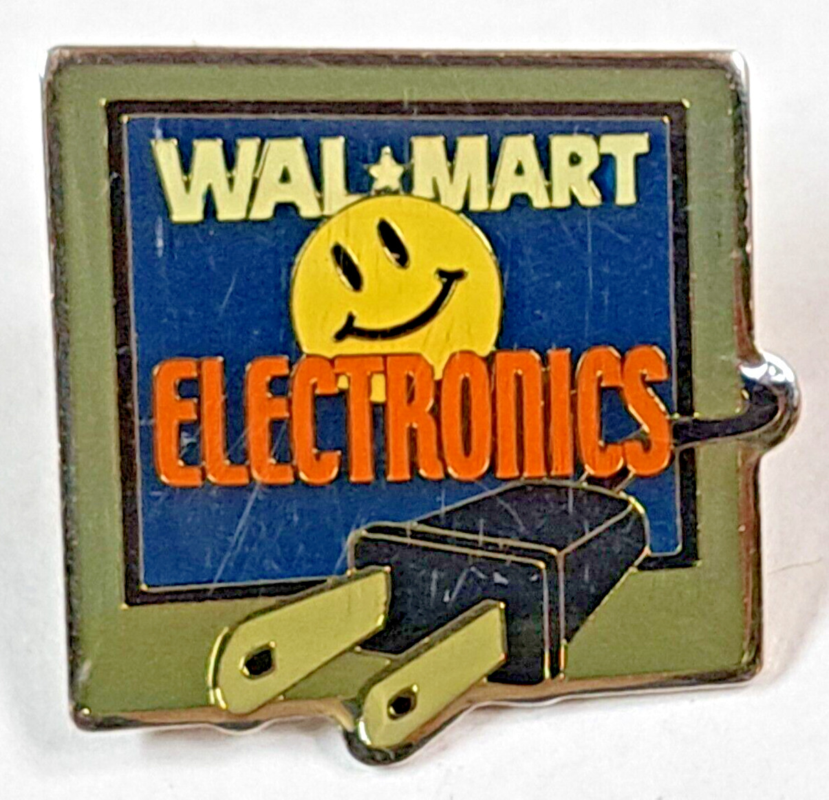 Vintage Wal-Mart Electronics pin pinback