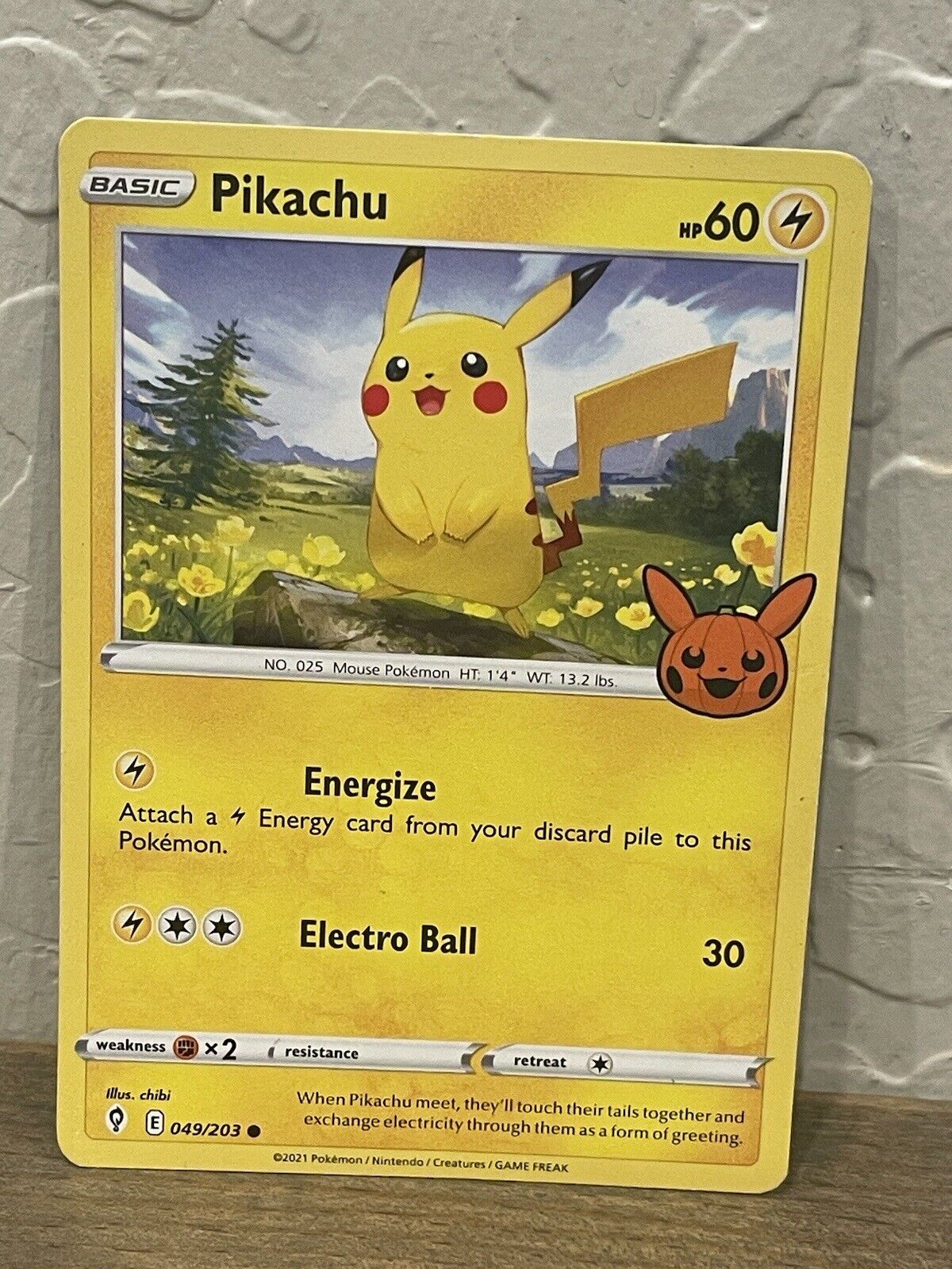 2021 Pokemon Card Basic Pikachu Energize HP 60 Electro Ball 049/203