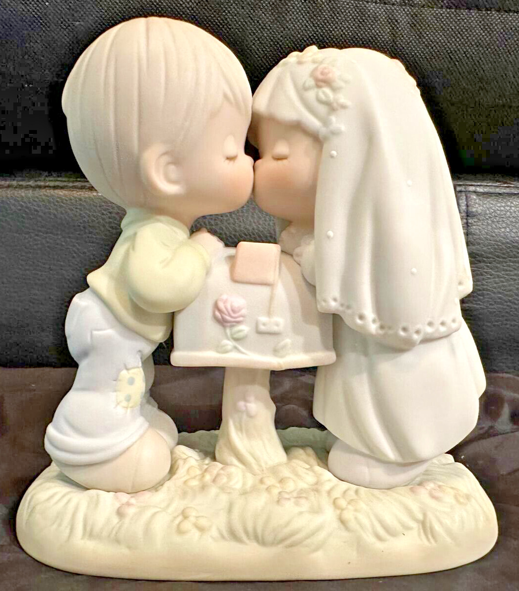 Precious Moments 524441 Sealed With A Kiss, Wedding Couple Figurine 1992