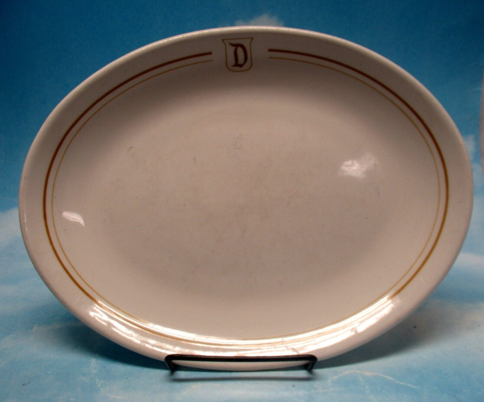 Early DISNEY restaurant ware plate OLD D IN SHIELD LOGO Homer Laughlin Impressed