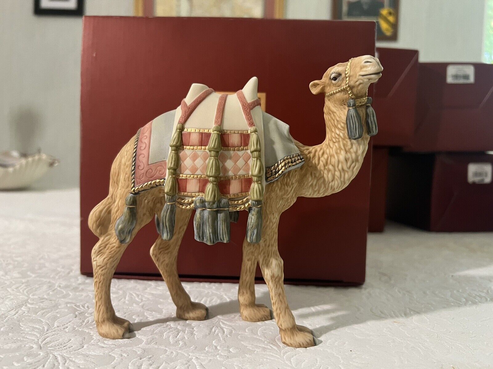 Lenox China LITTLE TOWN of BETHLEHEM Standing CAMEL Figurine in original box