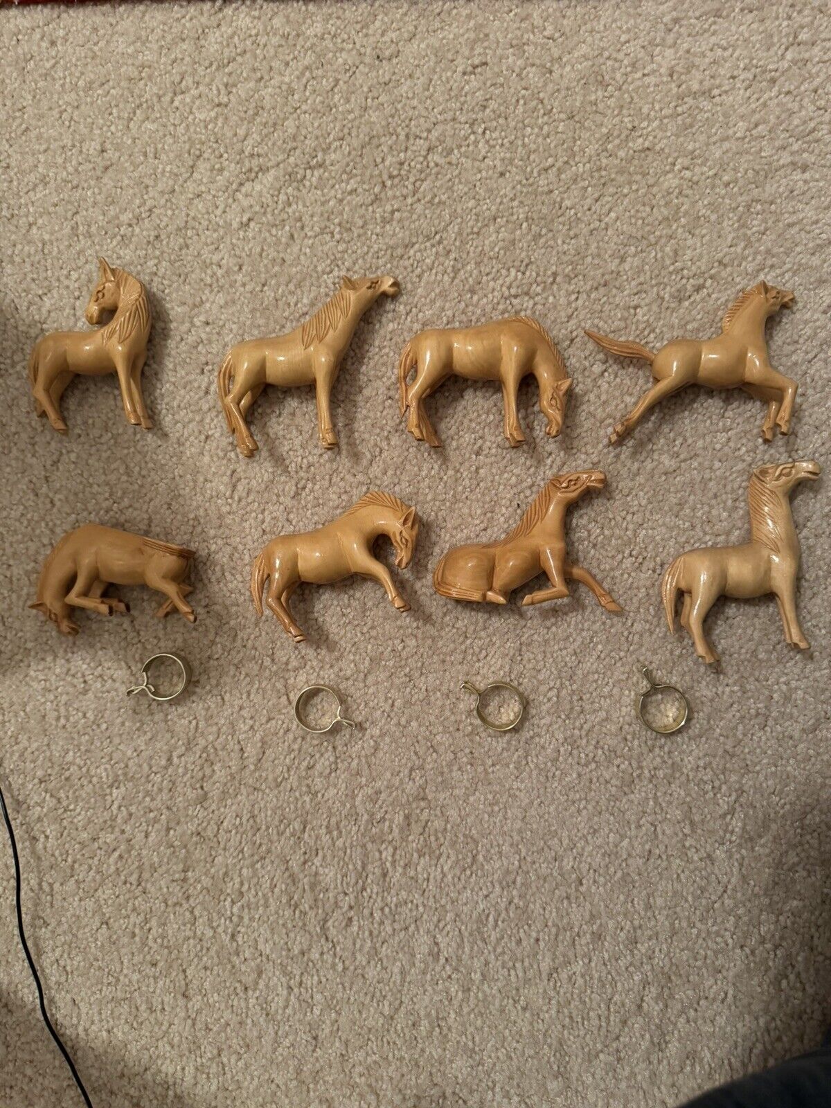 8 Vintage Wooden Horses With 4 Rings
