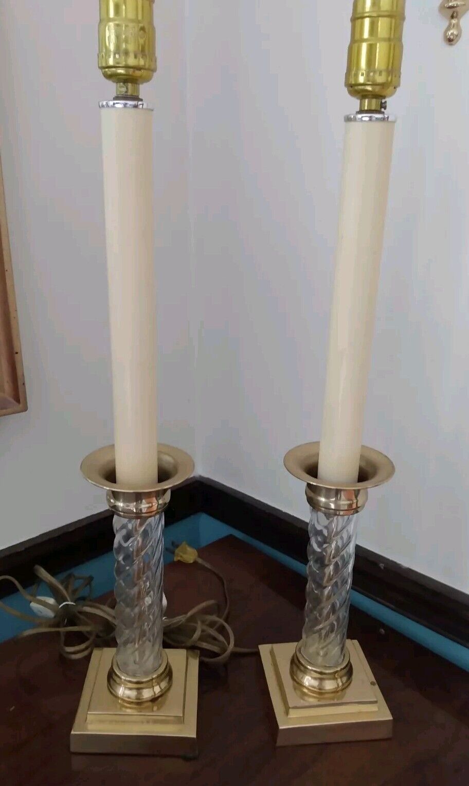 Pair Set 2 Vintage Tall Table Lamps MCM  Hollywood Regency Brass & Swirl Glass  