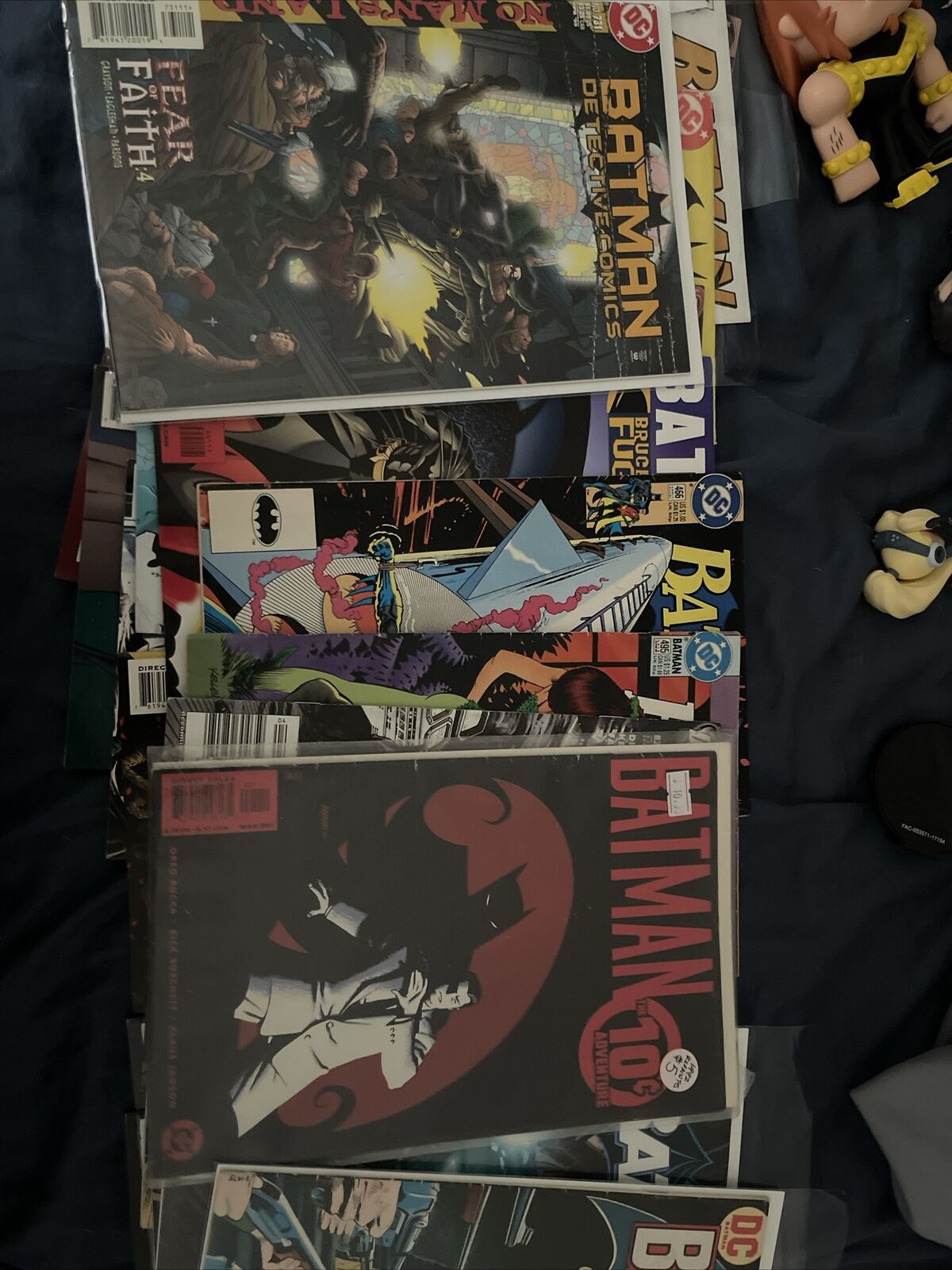 lot of Batman comics (30) Includes some Robin Comics and Nightwing