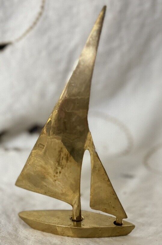 Vintage Solid Brass Sailboat Statue Figurine Made In Taiwan