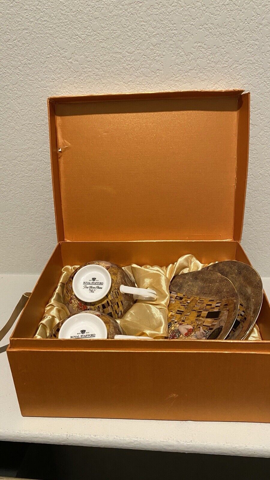 Royal Stafford Teacups with Saucers Gustav Klimt the Kiss Boxed Set Retro