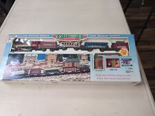 New Bright 1996 Dickensville Christmas Train Set w Original Box  No 174W picture