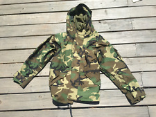 Mint US Army Woodland Pattern Gore-Tex Cold Weather Parka, Size Medium Short picture