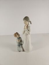 LLADRO Teaching to Pray Figurine #4779 Vicente Martinez Hand Made In Spain picture
